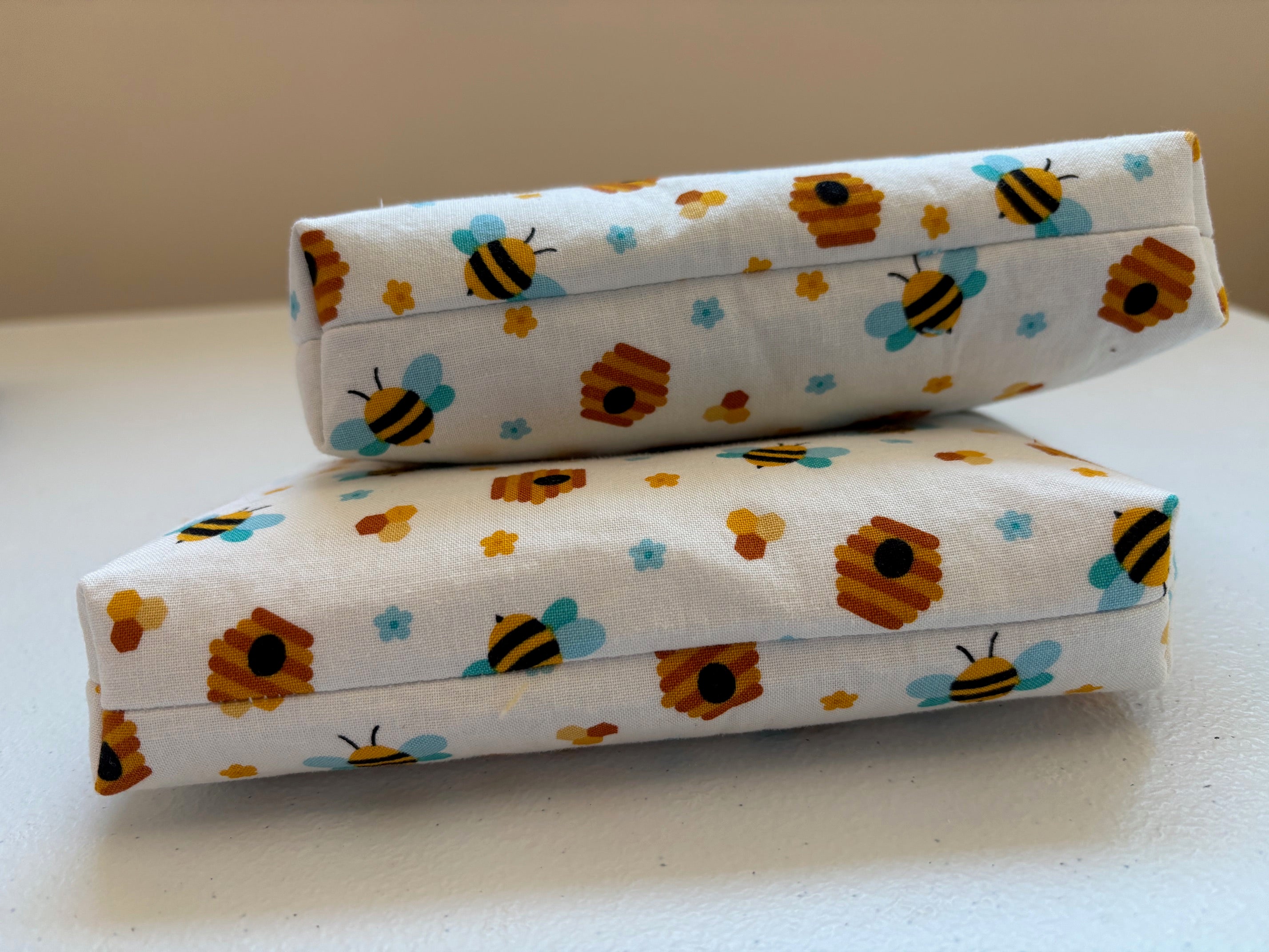 Bumblebee Zipper Pouch