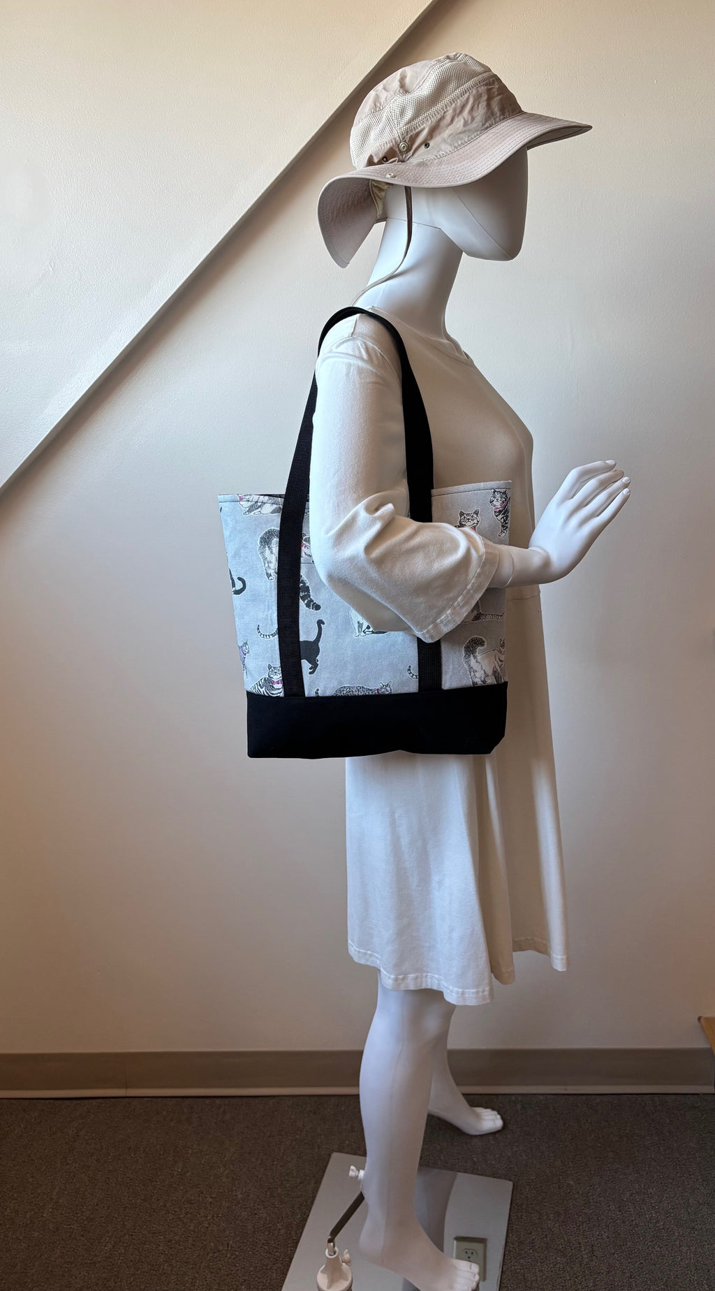 CATS tote bag