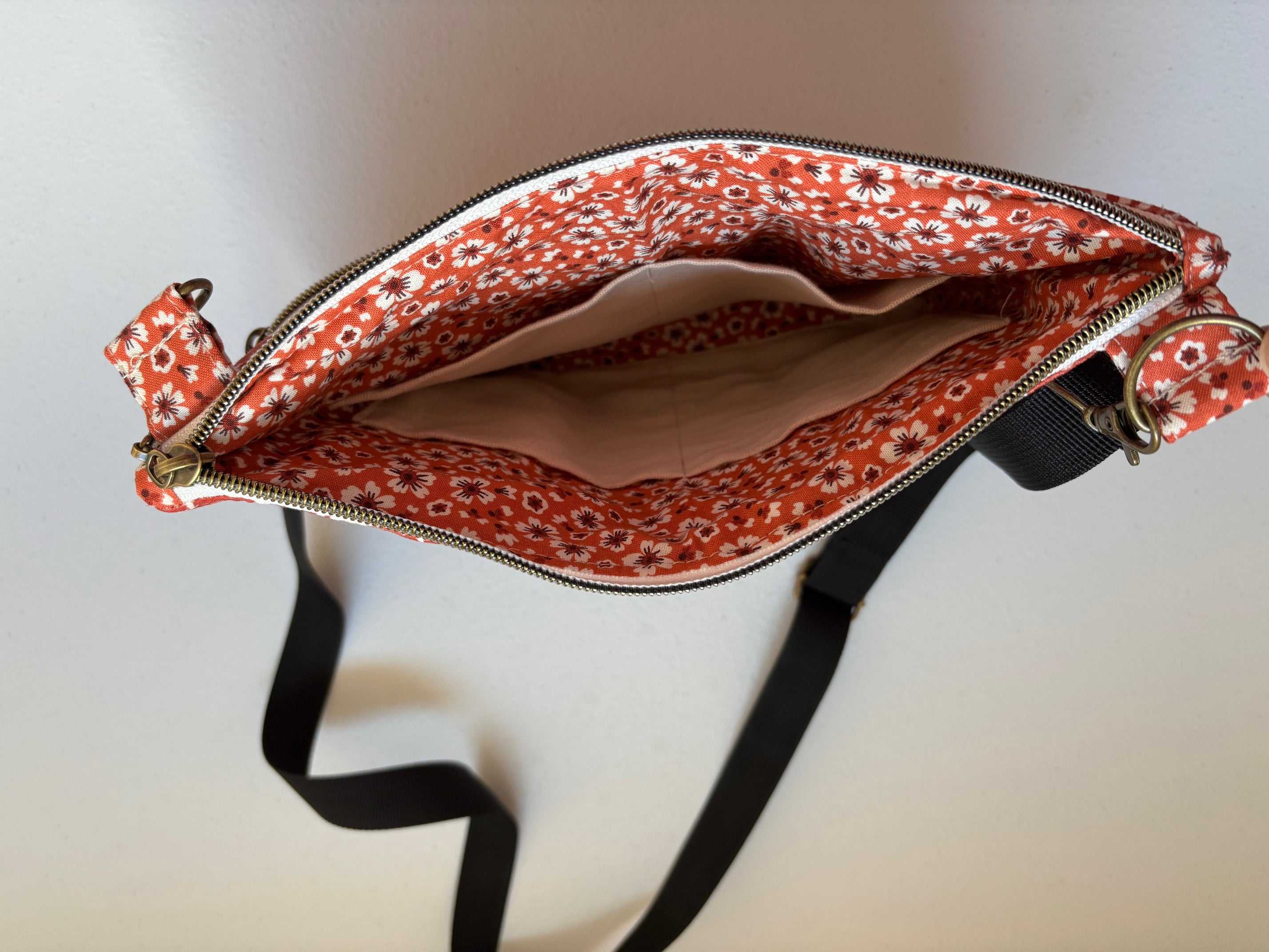 CRAB Crossbody Bag