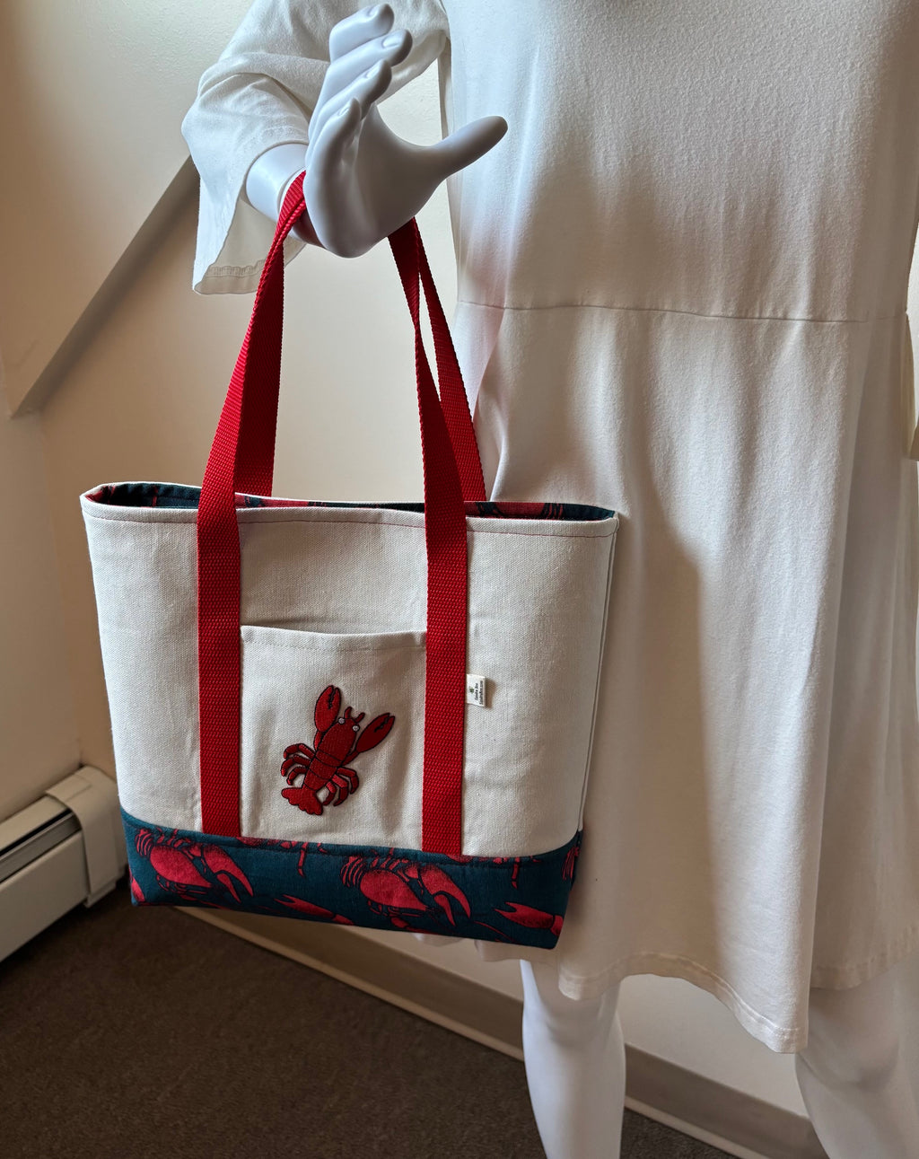 Sturdy LOBSTER Tote Bag